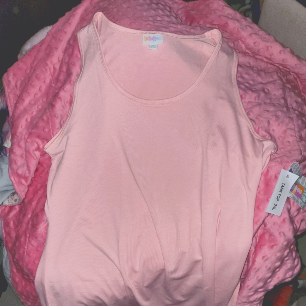 Lularoe Pink tank top. Size 2xl
